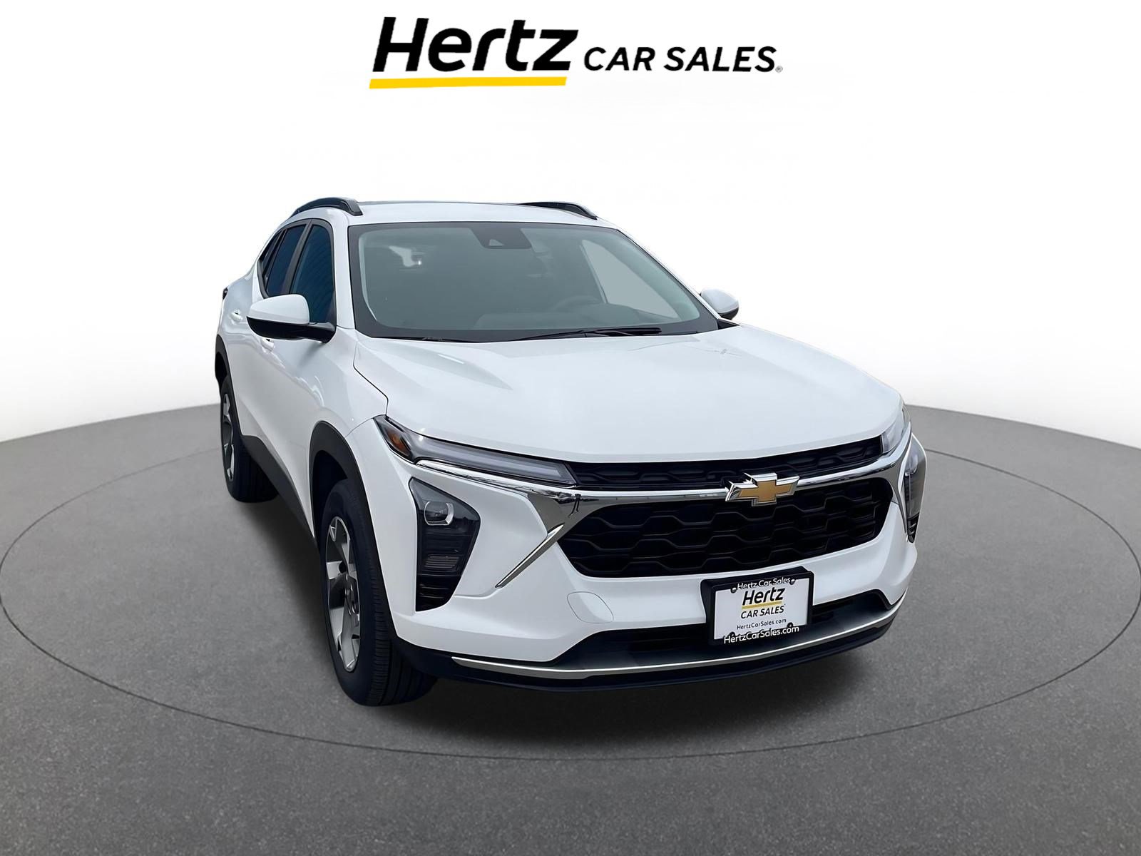 Used 2025 Chevrolet Trax LT image 1