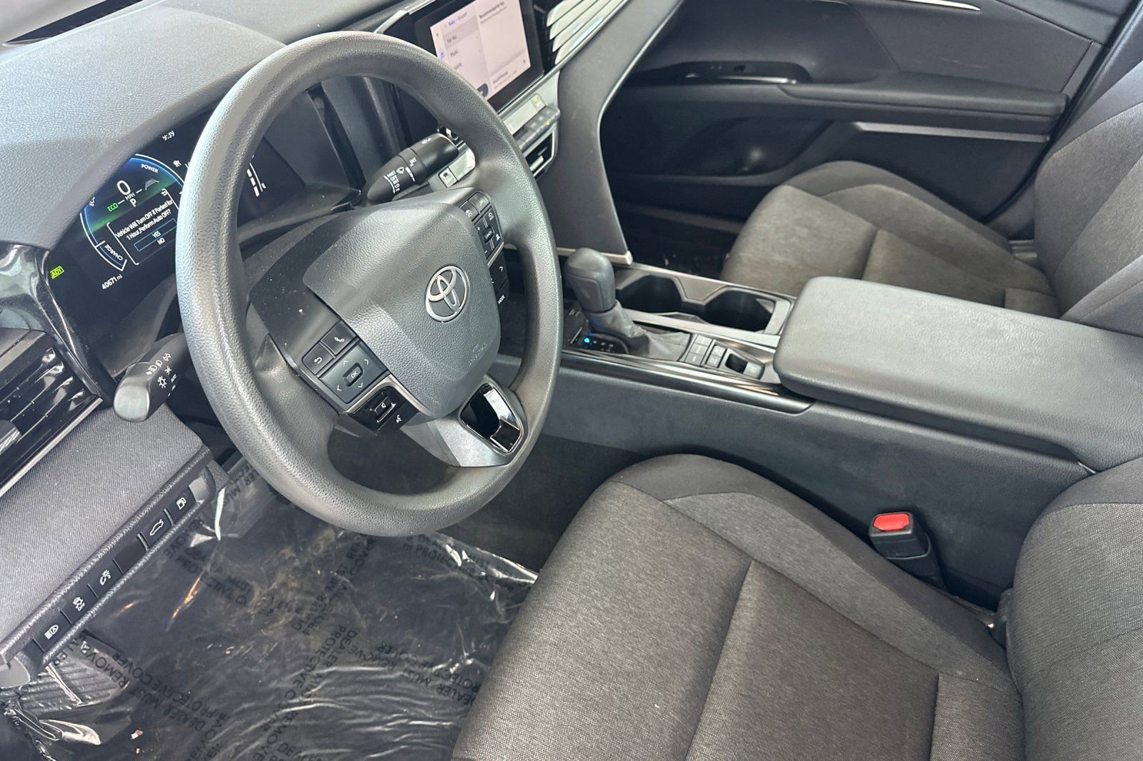 Certified 2025 Toyota Camry LE FWD image 10