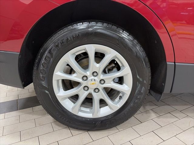 Used 2018 Chevrolet Equinox LT image 23