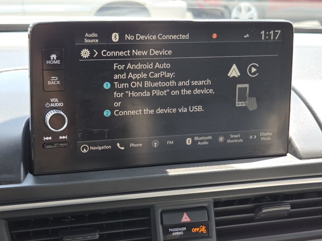 Certified 2023 Honda Pilot Touring image 7