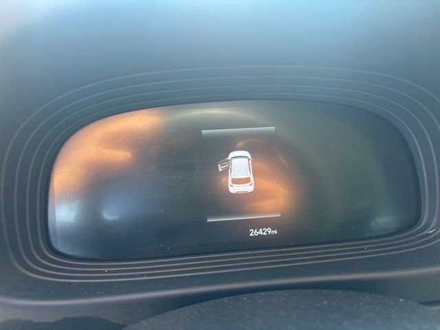 Used 2025 Hyundai Venue SEL FWD image 5