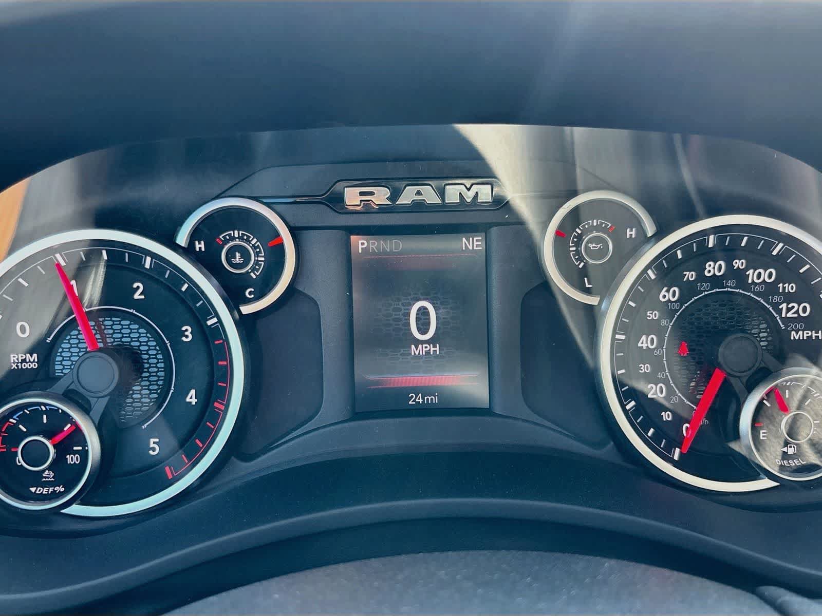New 2026 RAM 2500 Warlock AWD/4WD image 12