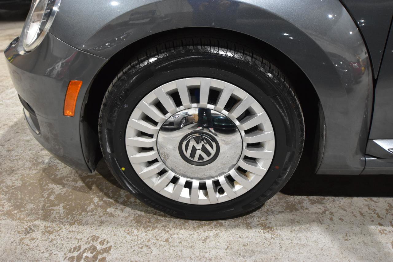Used 2016 Volkswagen Beetle 1.8T SE image 42