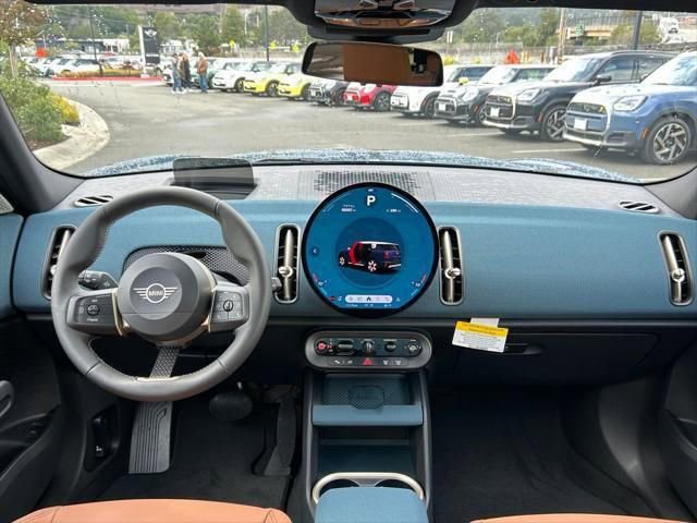 New 2025 MINI Cooper Countryman SE w/ Comfort Package Max image 29