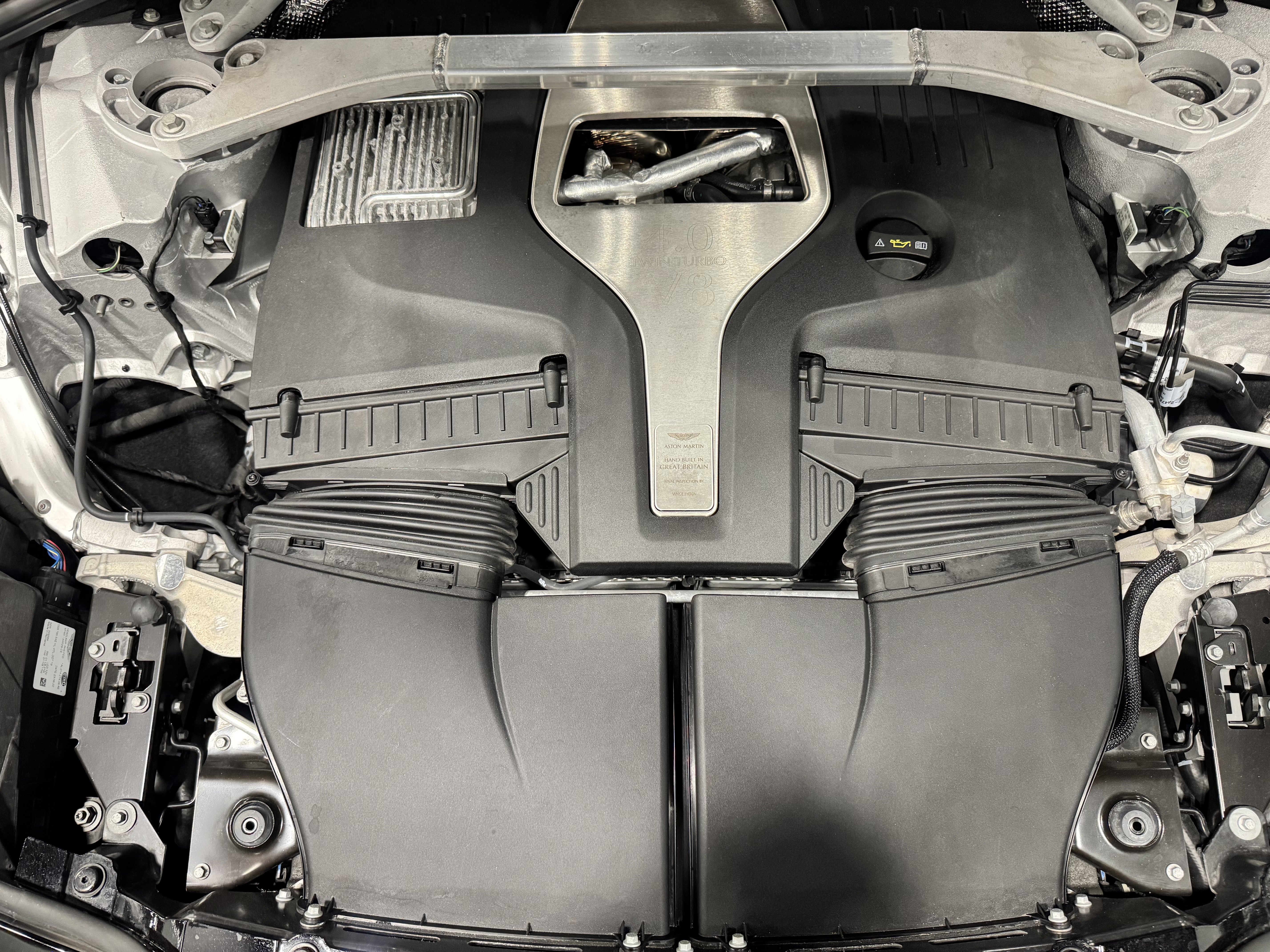 Used 2023 Aston Martin DBX 707 image 18