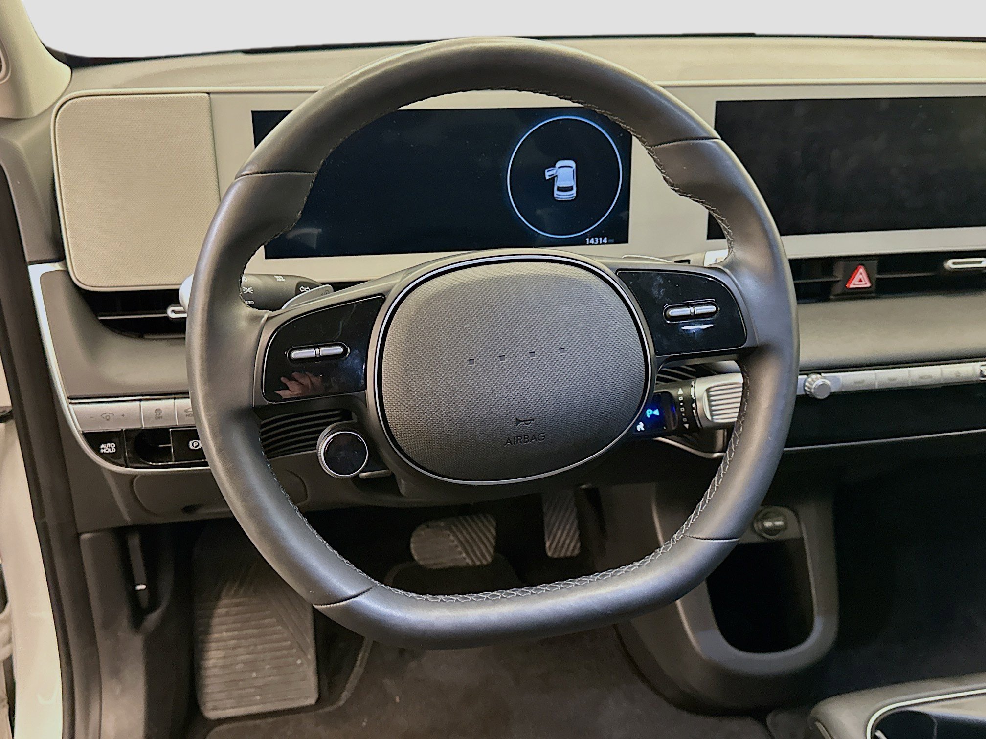 Used 2024 Hyundai Ioniq 5 SEL image 18