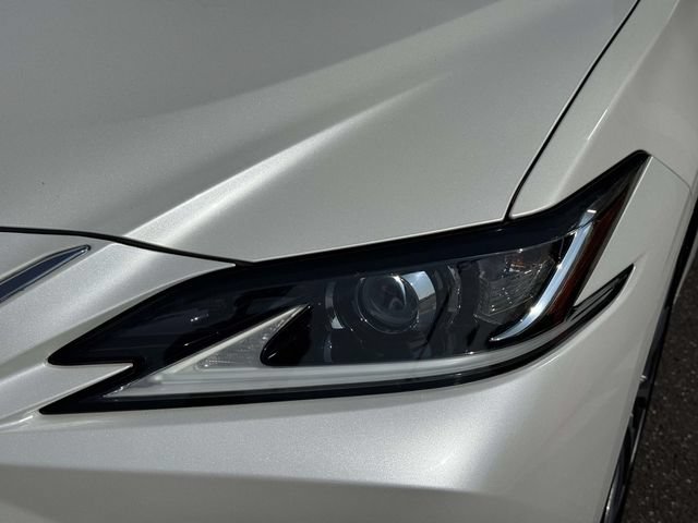 Used 2020 Lexus ES 350 w/ Premium Package FWD image 11