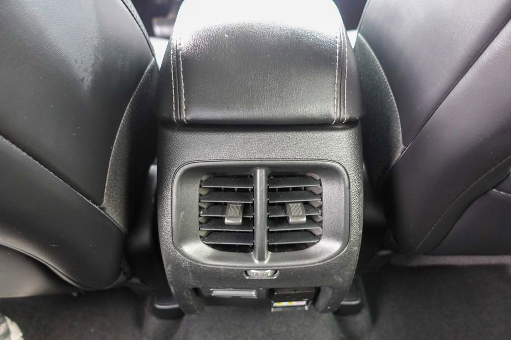 Used 2019 Jeep Cherokee Limited w/ Trailer Tow Group image 25