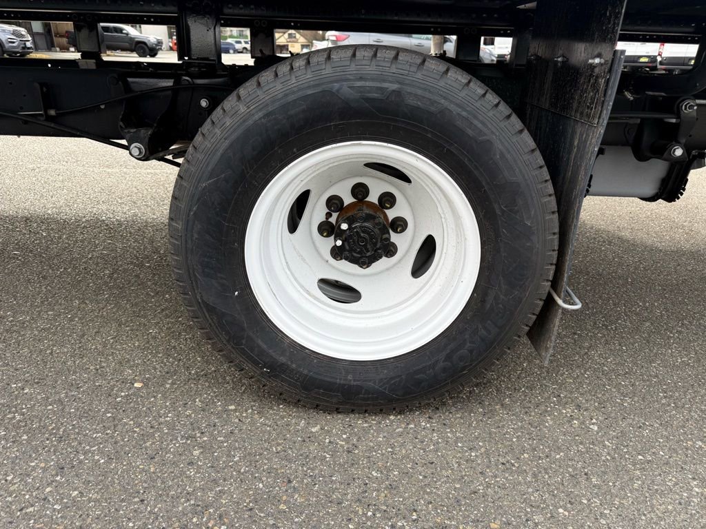 New 2026 Ford E-450 and Econoline 450 Super Duty w/ Power Equipment Group RWD image 14