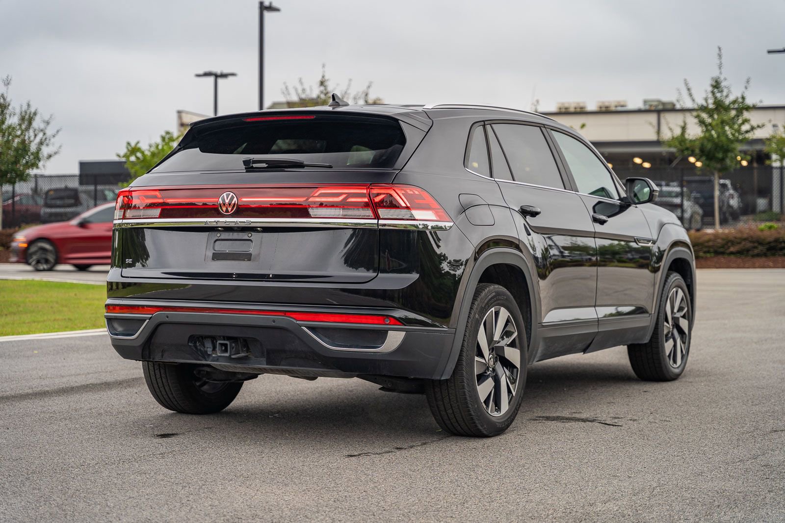 Used 2024 Volkswagen Atlas Cross Sport SE image 7