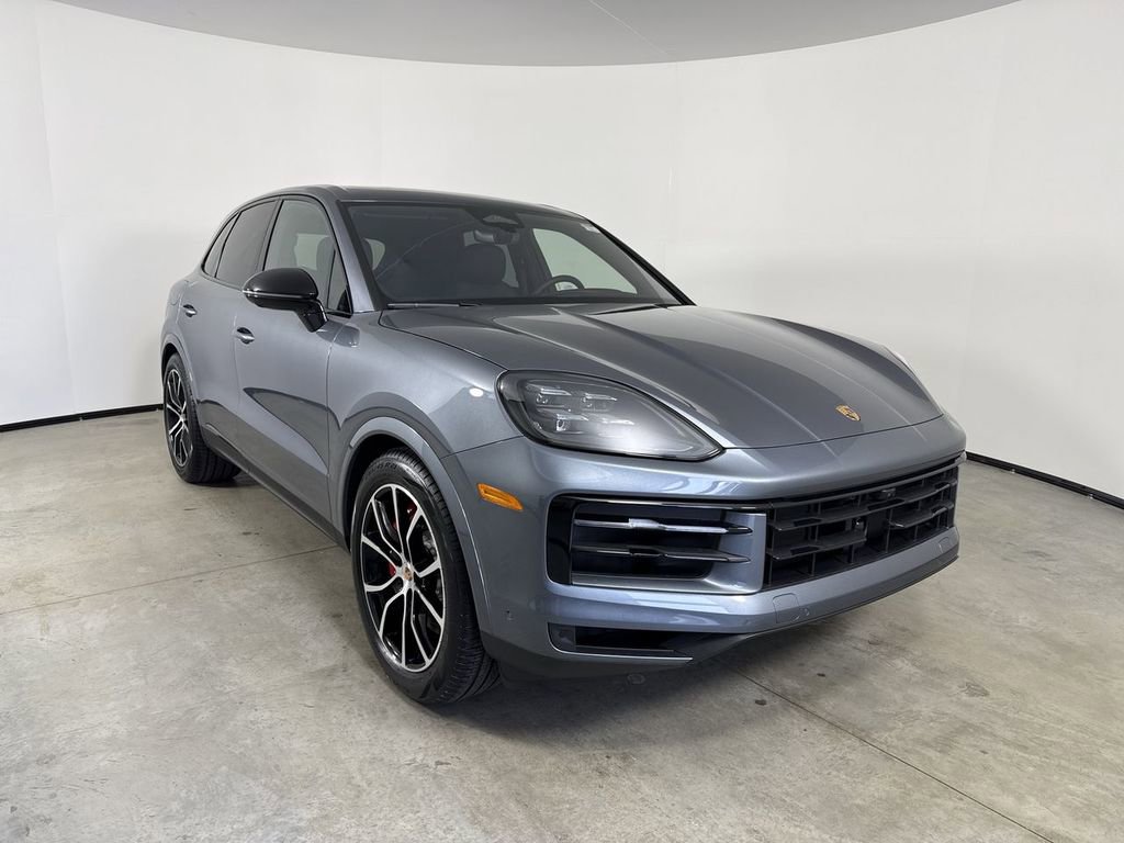 New 2026 Porsche Cayenne S image 9