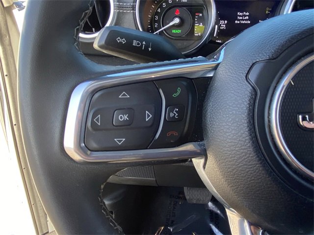 Used 2023 Jeep Wrangler Unlimited Sahara image 8