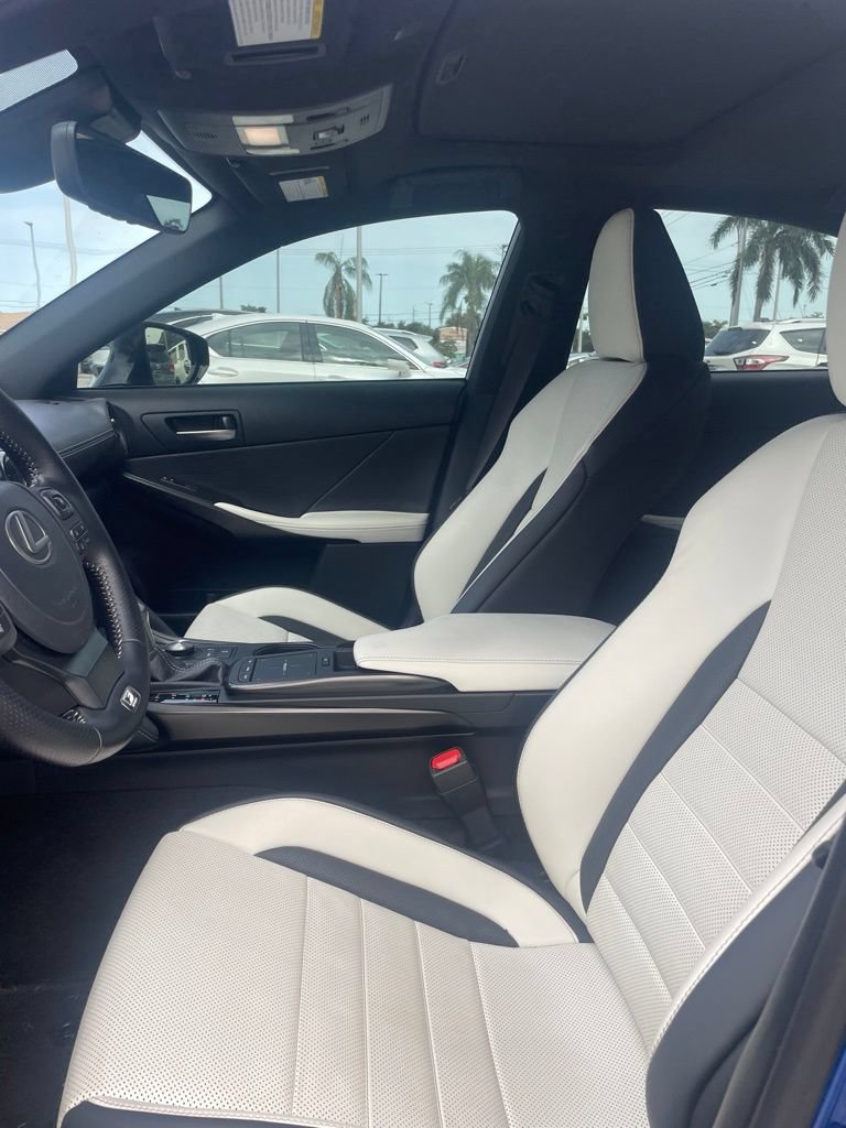 Used 2025 Lexus IS 350 F Sport w/ Accessory Package RWD image 4