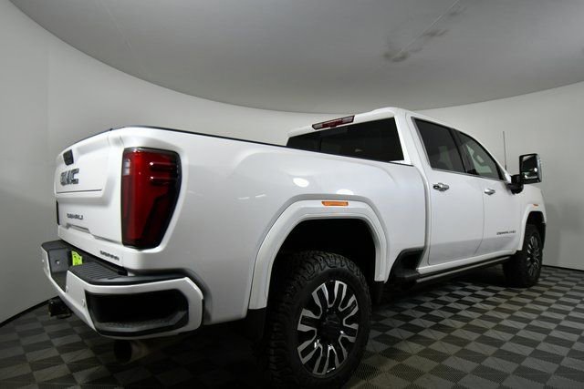 Used 2024 GMC Sierra 3500 Denali Ultimate image 11