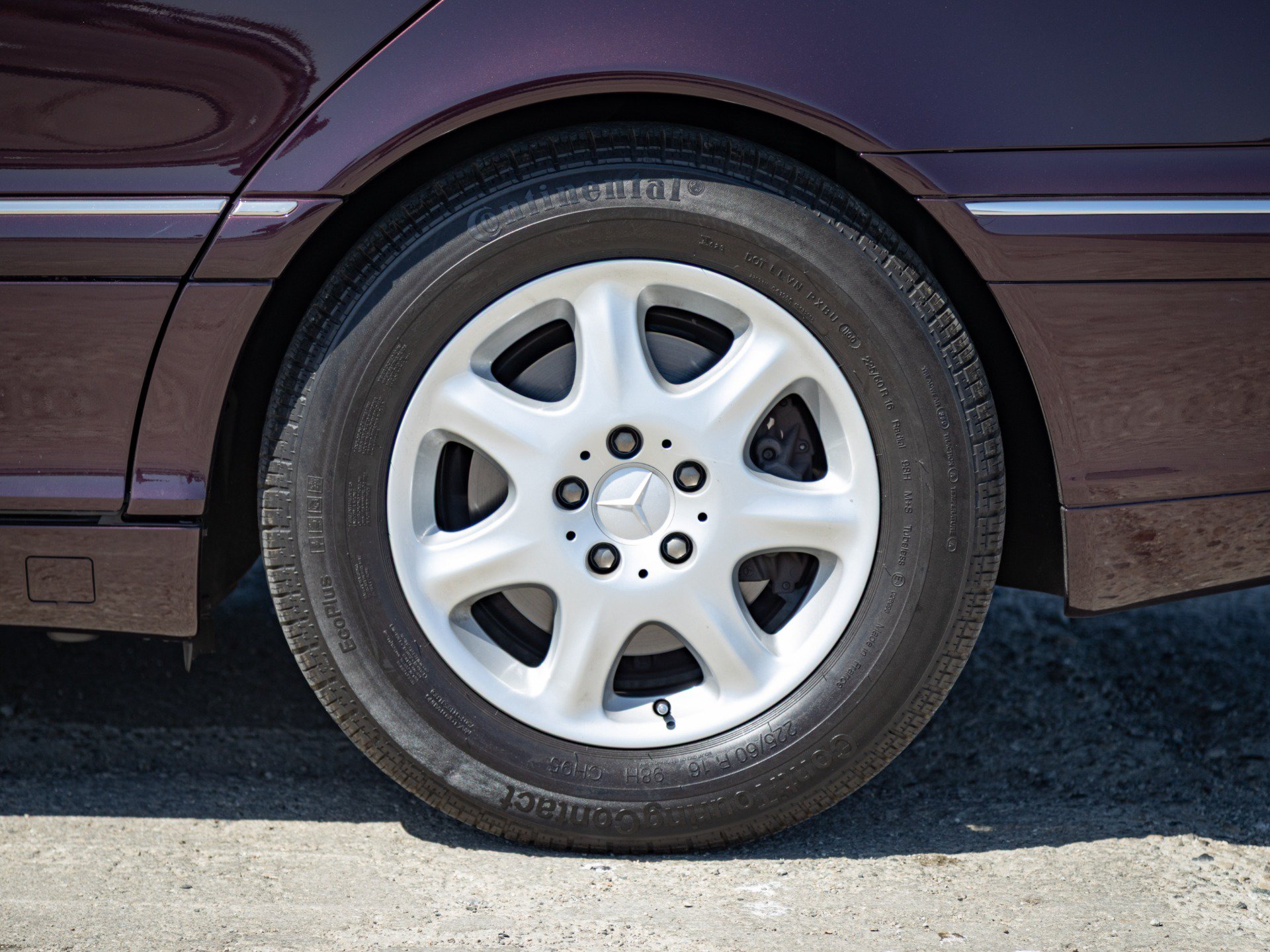 Used 2000 Mercedes-Benz S 500 image 38