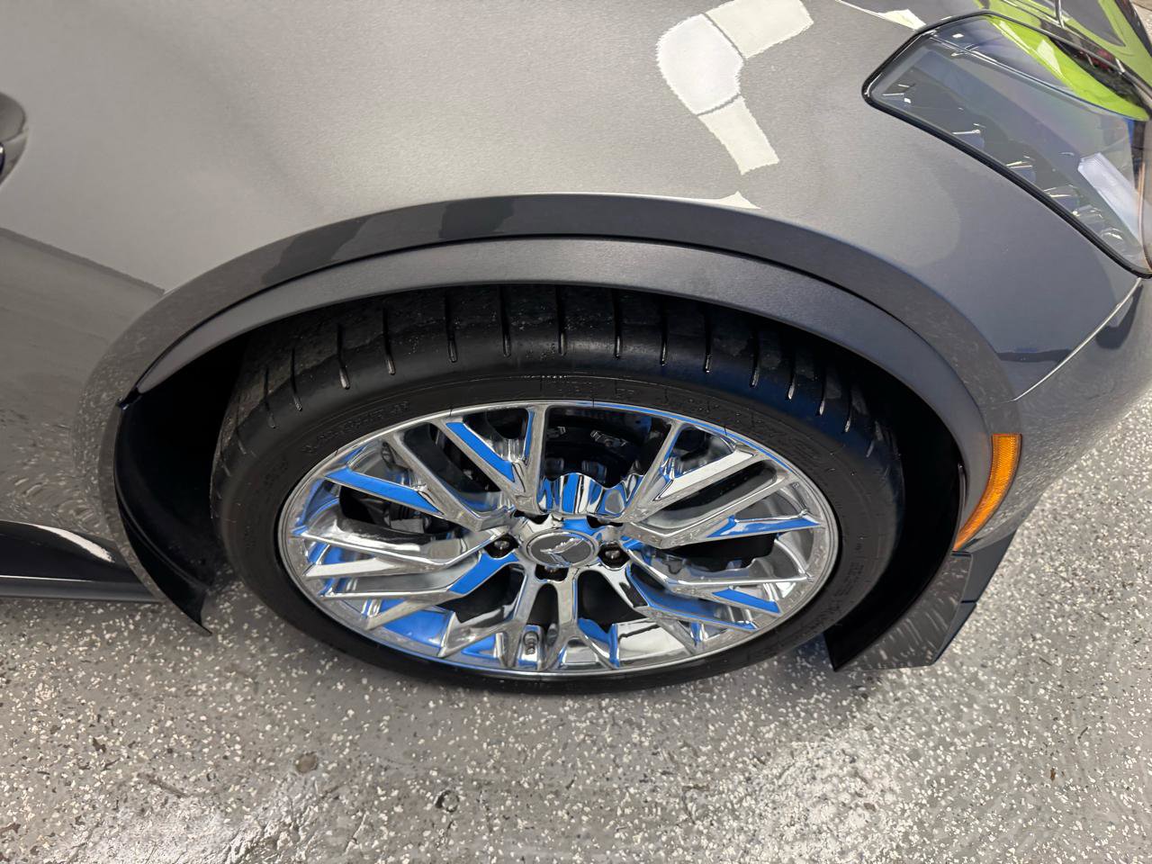 Used 2015 Chevrolet Corvette Z06 w/ 3LZ Preferred Equipment Group image 25