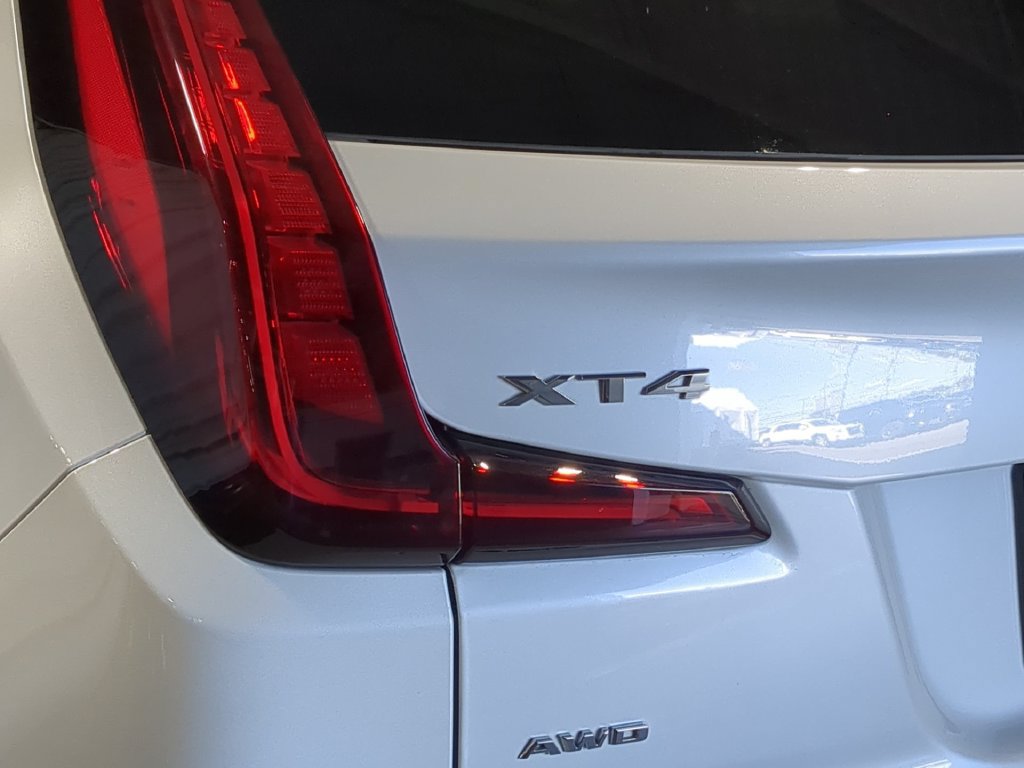 Used 2024 Cadillac XT4 Premium Luxury AWD/4WD image 13
