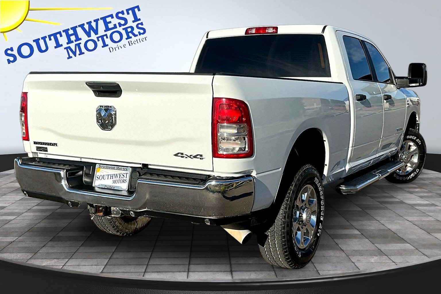 Used 2024 RAM 2500 Big Horn w/ Off Road Package AWD/4WD image 7