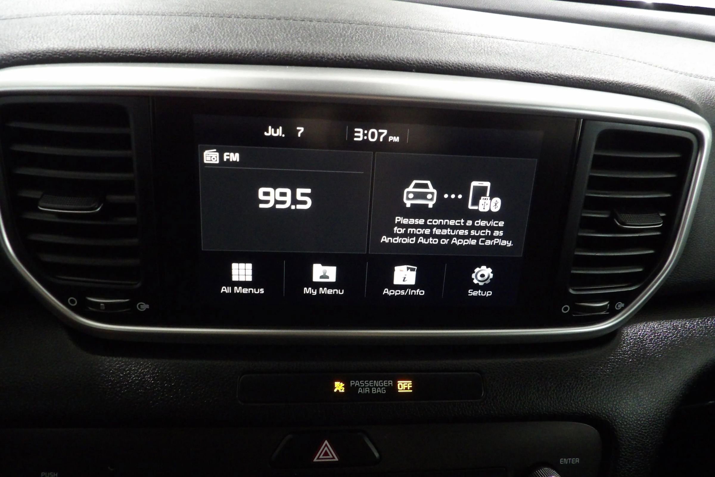 Used 2022 Kia Sportage LX image 11