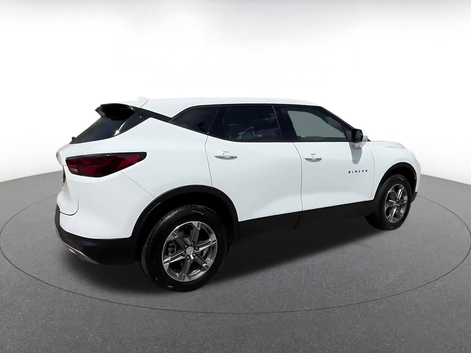 Used 2024 Chevrolet Blazer LT image 15