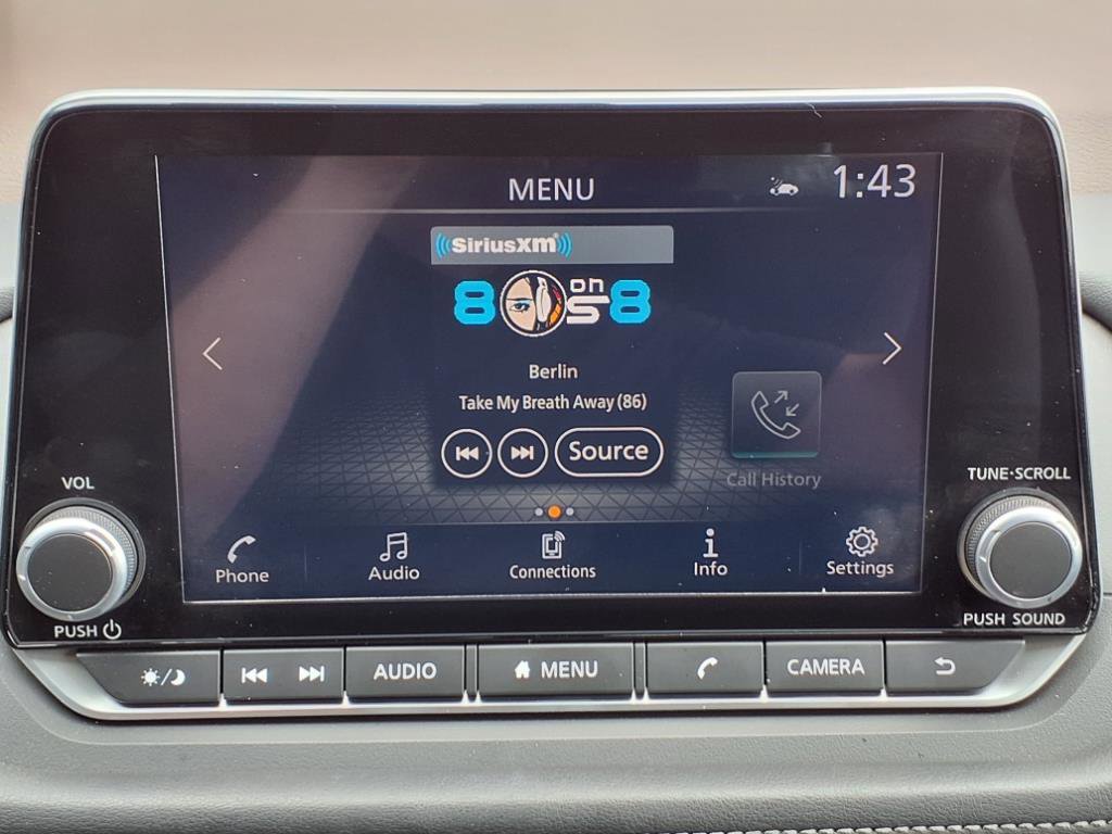 Used 2023 Nissan Rogue SV image 29