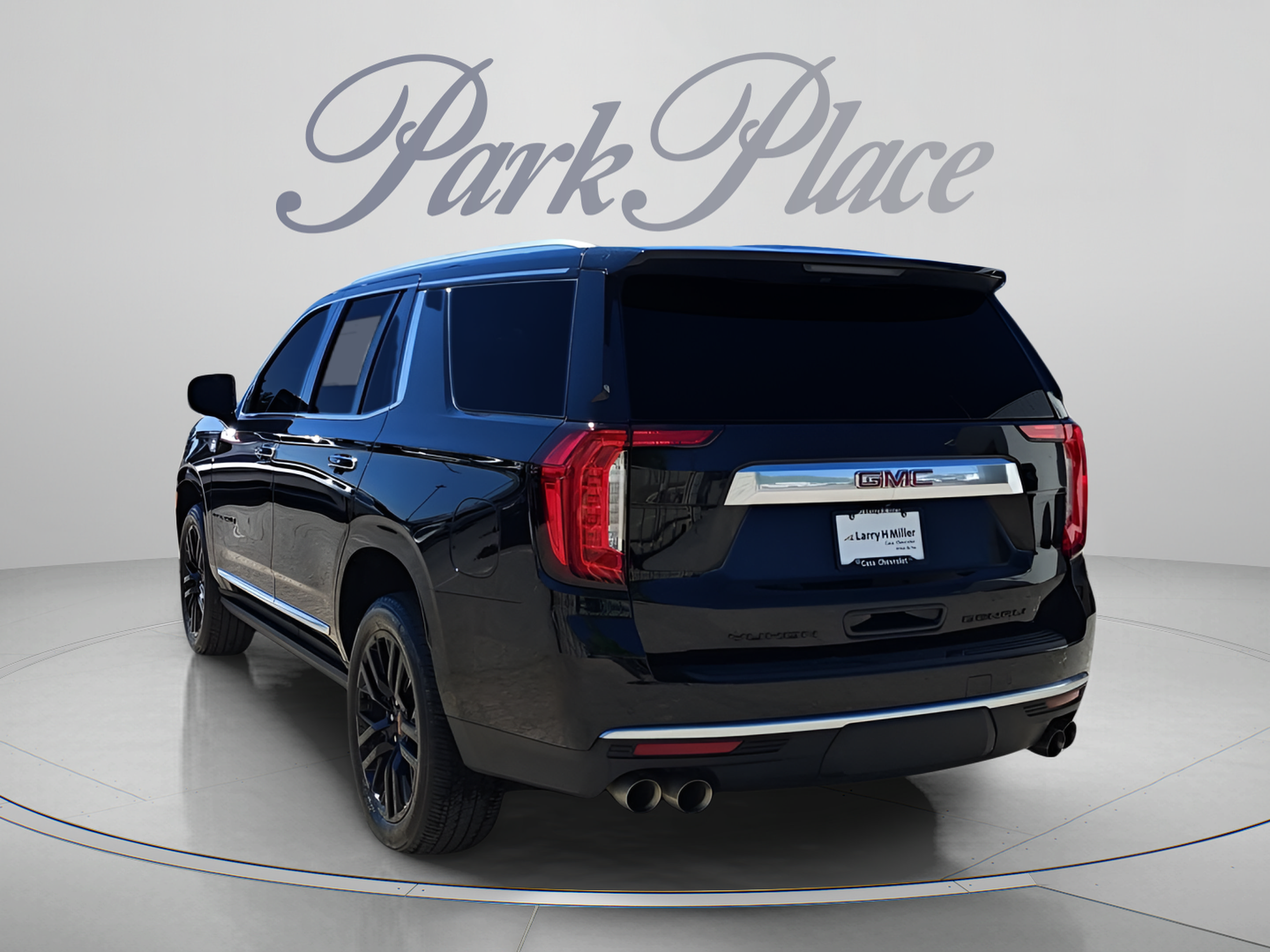 Used 2024 GMC Yukon Denali w/ Max Trailering Package AWD/4WD image 3