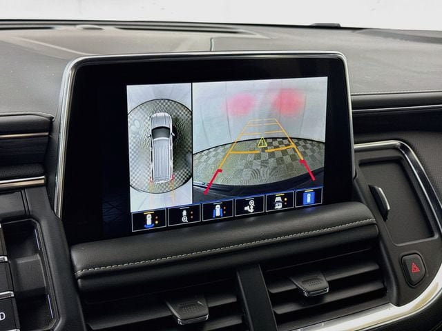 Used 2024 GMC Yukon SLT w/ SLT Luxury Package AWD/4WD image 15