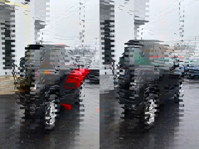 Used 2022 Chevrolet Trax LS w/ Tint and Cruise Package image 4