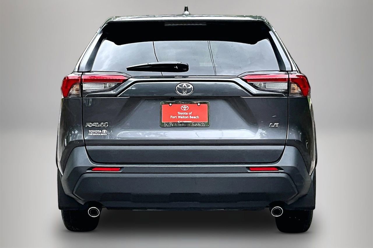 Used 2024 Toyota RAV4 LE FWD image 6