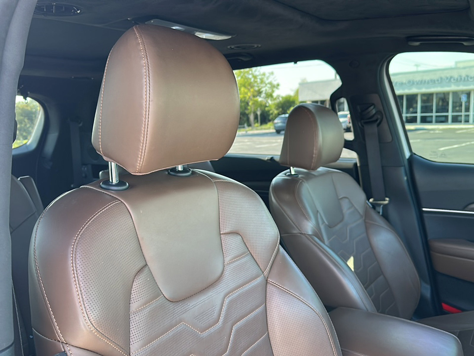 Used 2022 Kia Telluride SX w/ SX Prestige Package image 25