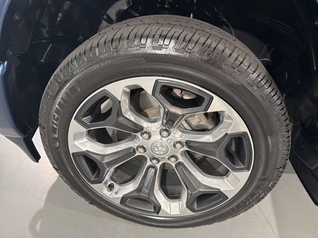 Used 2022 RAM 1500 Limited image 6