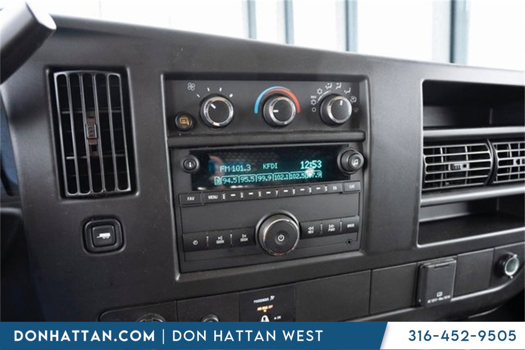 Used 2023 Chevrolet Express 2500 w/ Driver Convenience Package image 7