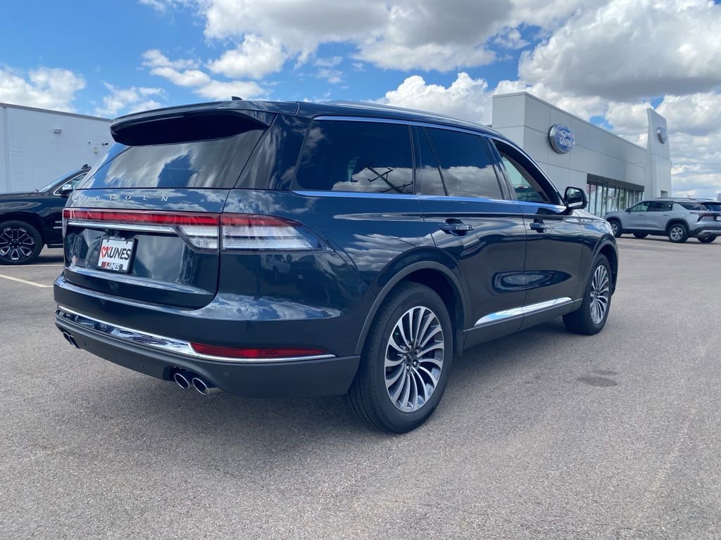 Used 2022 Lincoln Aviator Reserve w/ Elements Package Plus image 9