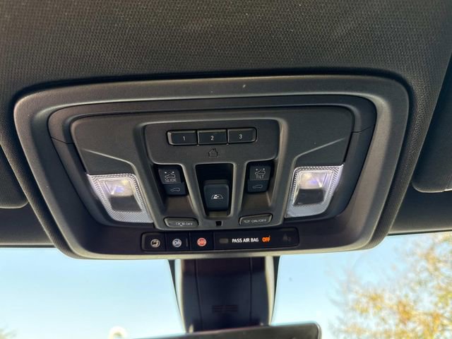 Used 2020 Chevrolet Silverado 1500 High Country w/ Technology Package image 47