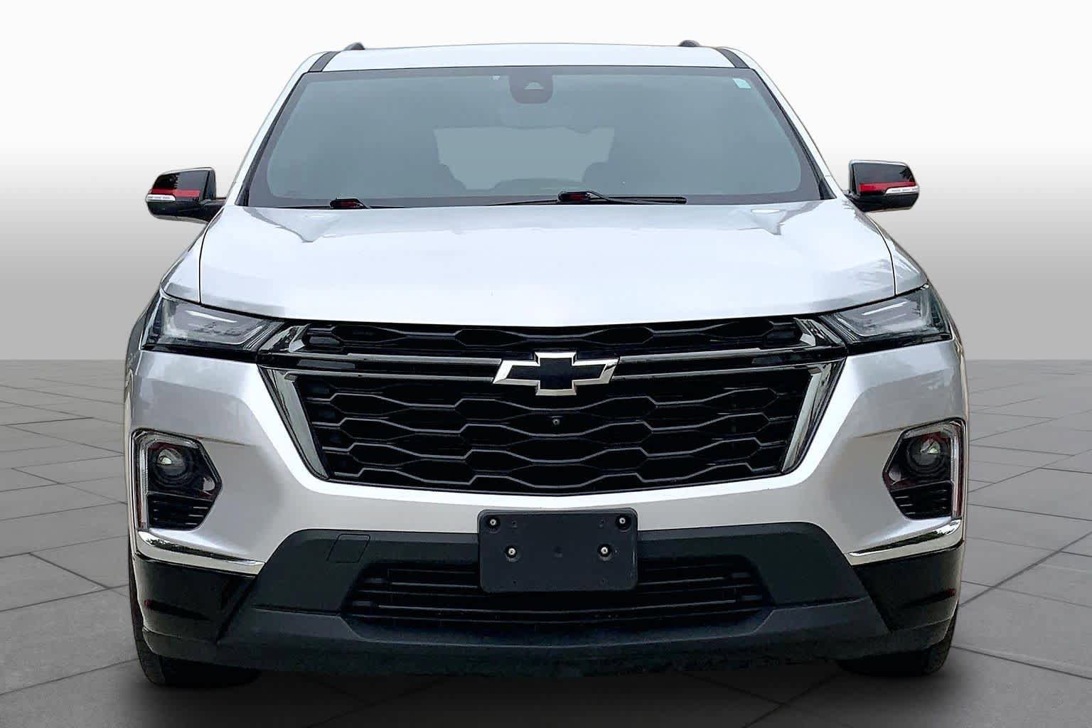 Used 2022 Chevrolet Traverse Premier w/ Redline Edition AWD/4WD image 4