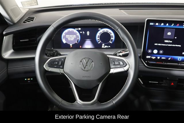 Used 2025 Volkswagen Tiguan SE AWD/4WD image 7