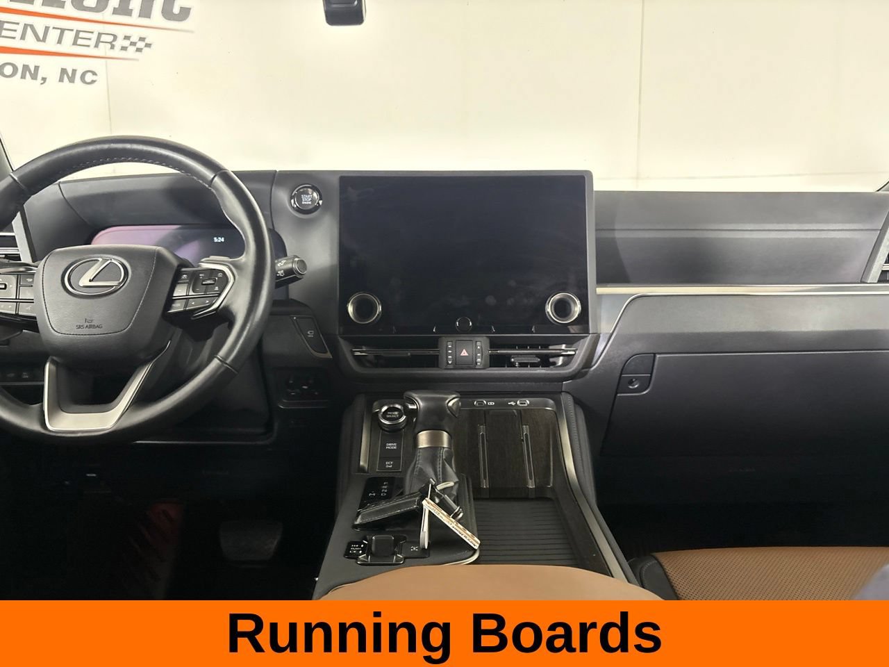 Used 2024 Lexus GX 550 w/ Cold Area Package AWD/4WD image 25