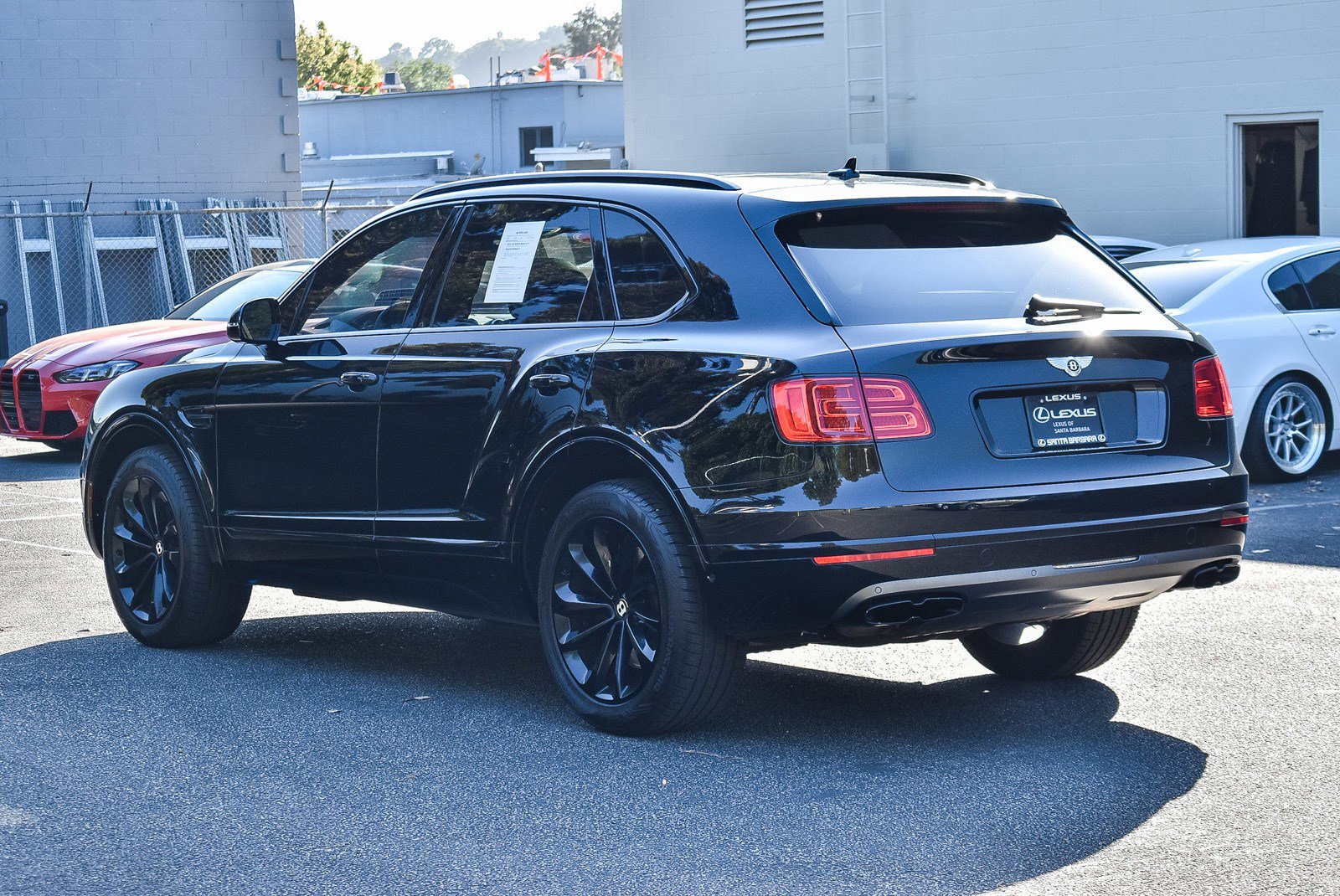 Used 2019 Bentley Bentayga image 4