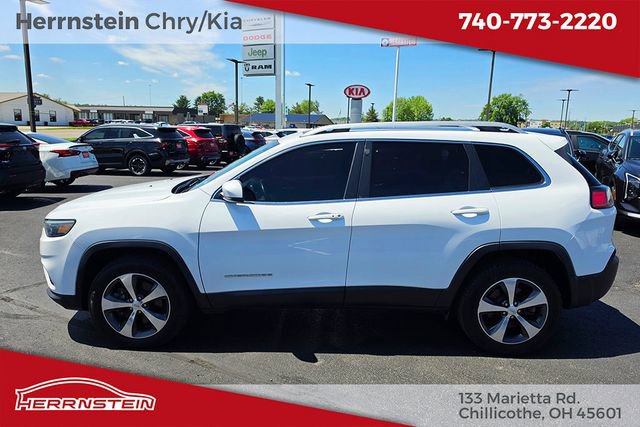 Used 2020 Jeep Cherokee Limited w/ Luxury Group AWD/4WD image 4