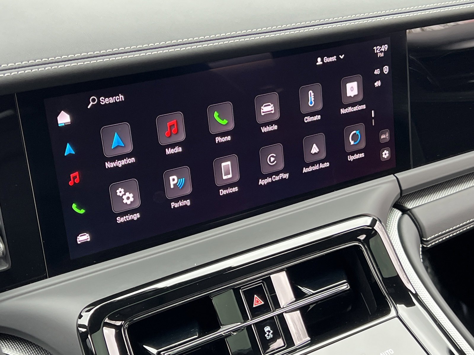 Certified 2025 Porsche Panamera 4 image 26