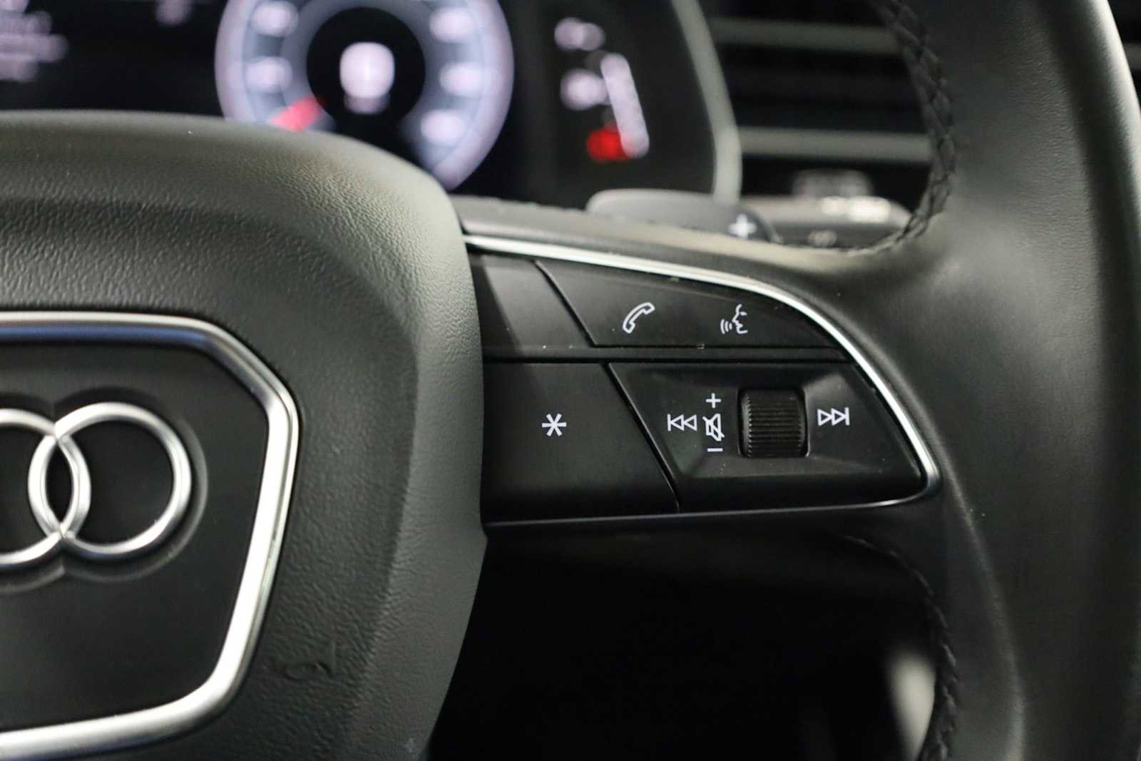 Used 2022 Audi Q7 Premium Plus image 26