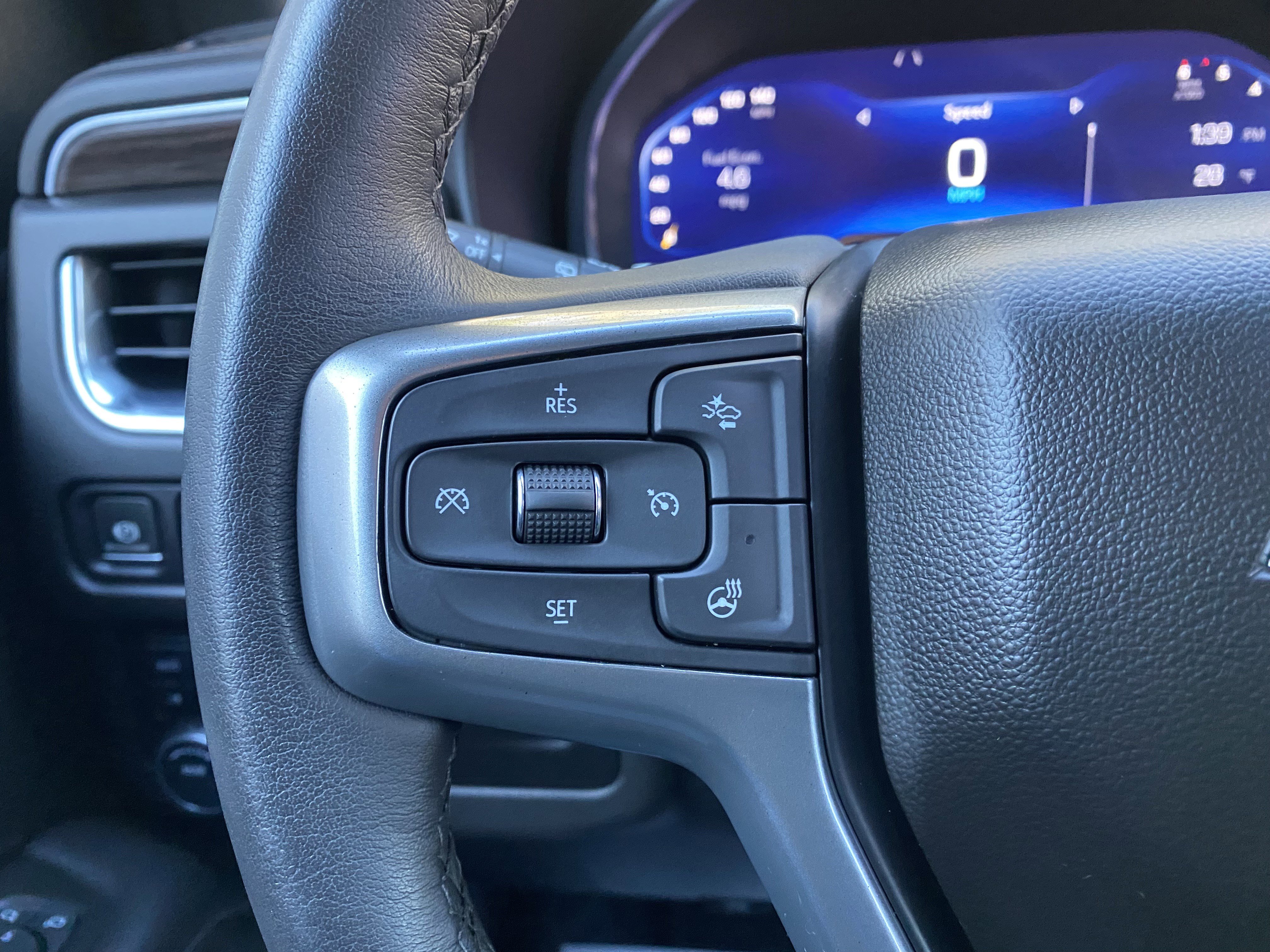 Used 2022 Chevrolet Tahoe Z71 w/ Luxury Package image 20