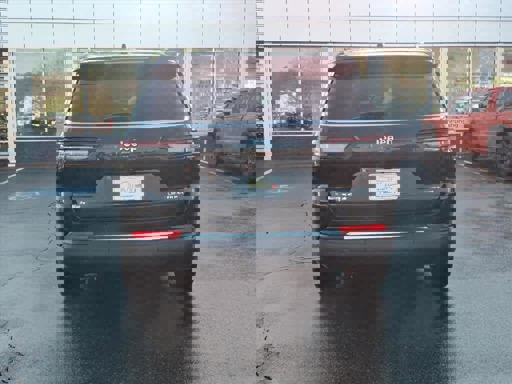 Used 2021 Jeep Grand Cherokee L Limited image 7