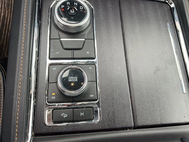 Used 2023 Ford Expedition Platinum AWD/4WD image 37