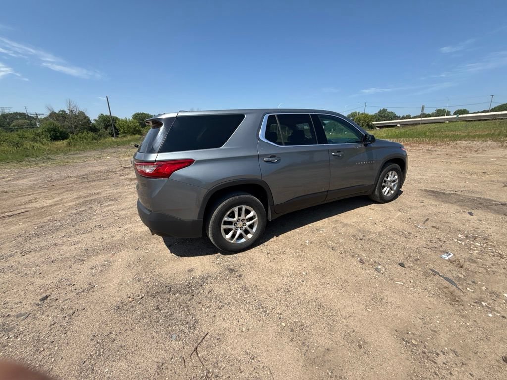 Used 2018 Chevrolet Traverse LS AWD/4WD image 13