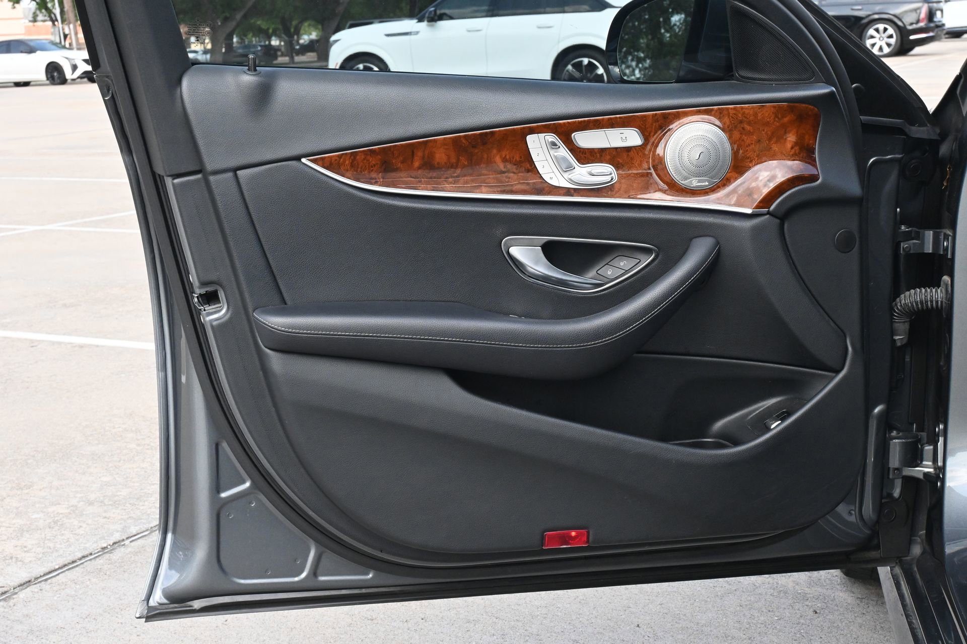 Used 2019 Mercedes-Benz E 450 4MATIC Wagon image 19