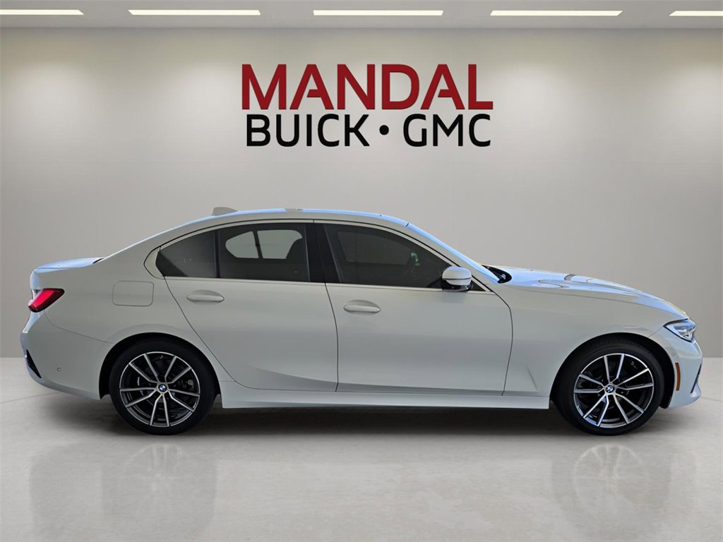 Used 2020 BMW 330i Sedan w/ Premium Package image 5