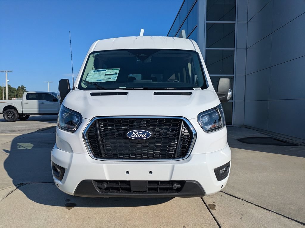 New 2026 Ford Transit 350 148 Medium Roof Wagon RWD image 7