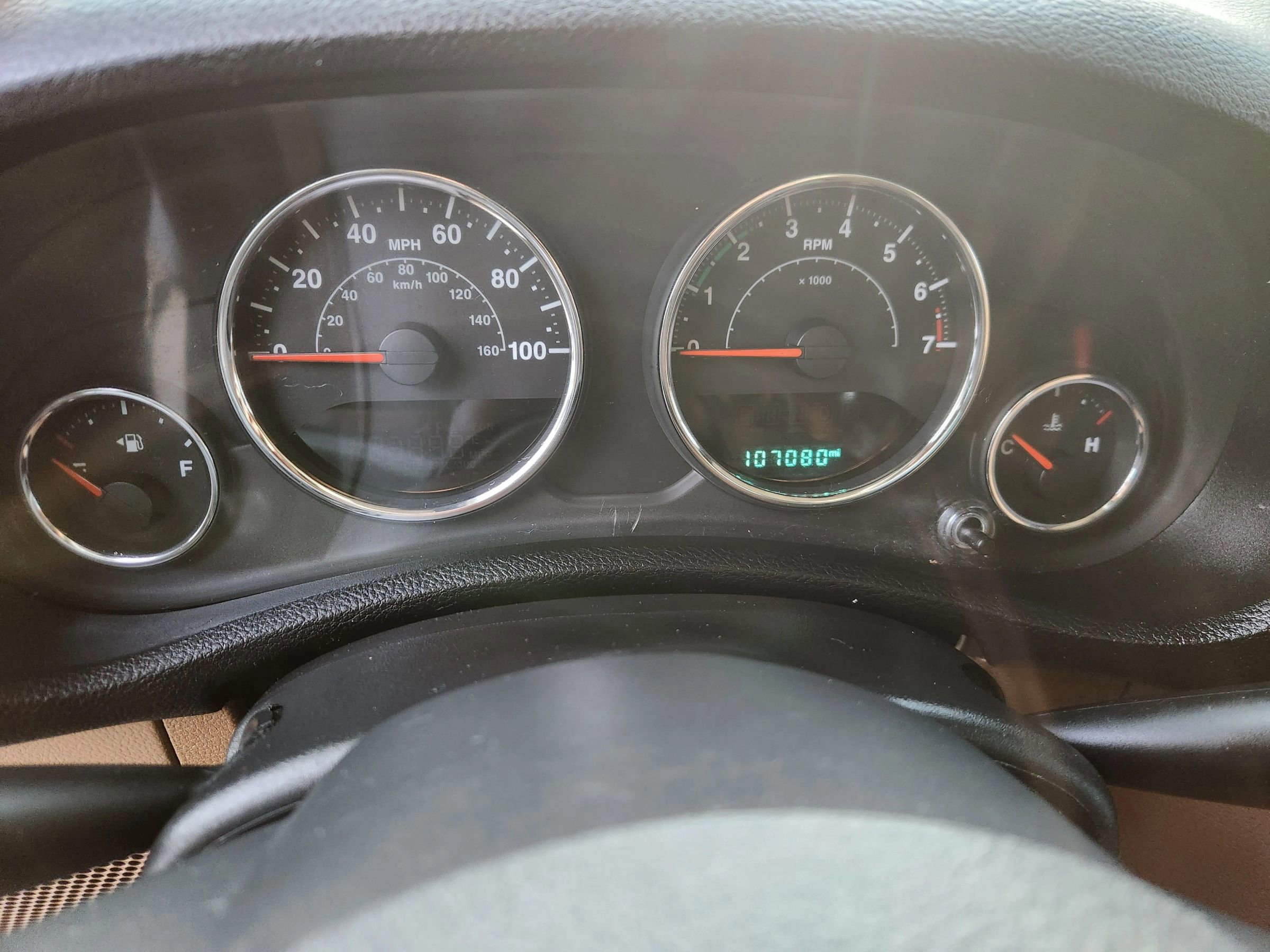 Used 2017 Jeep Wrangler Sahara image 22