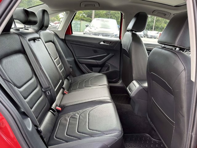 Used 2022 Volkswagen Jetta SEL FWD image 12